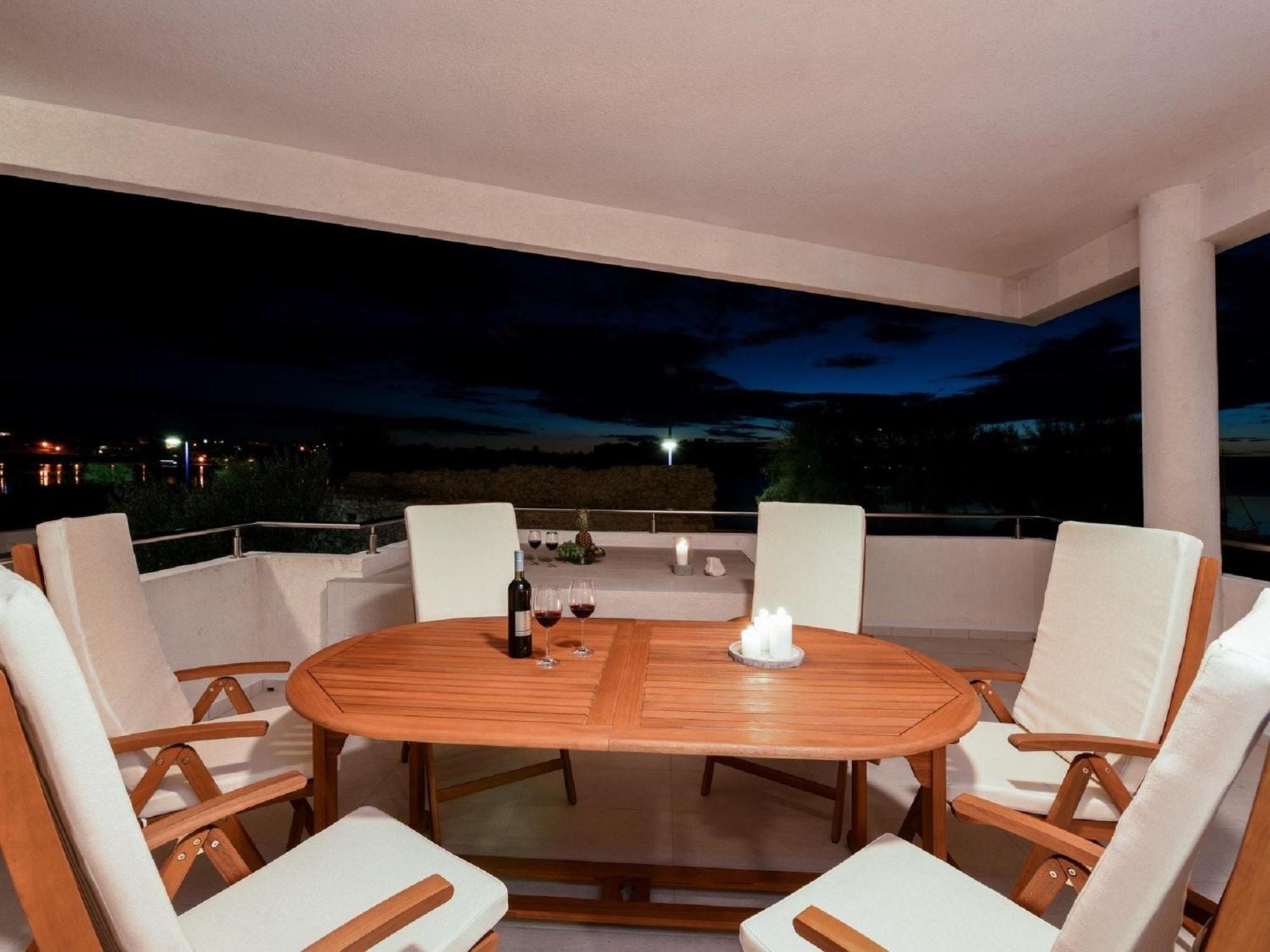 Modern Villa In Nin With Terrace Buitenkant foto