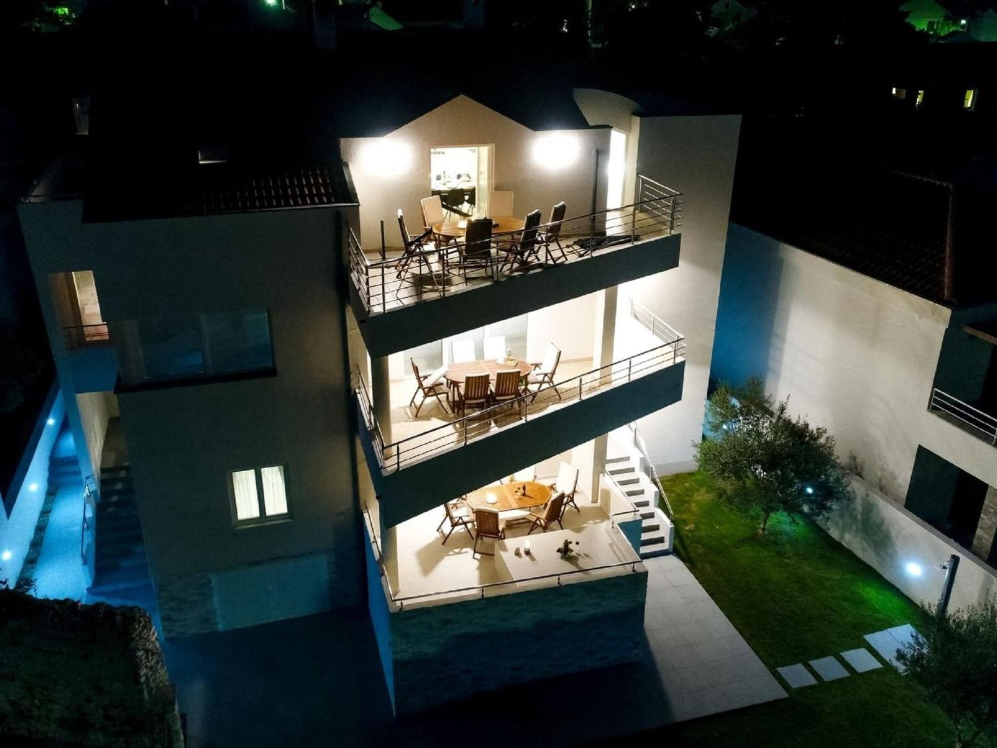Modern Villa In Nin With Terrace Buitenkant foto