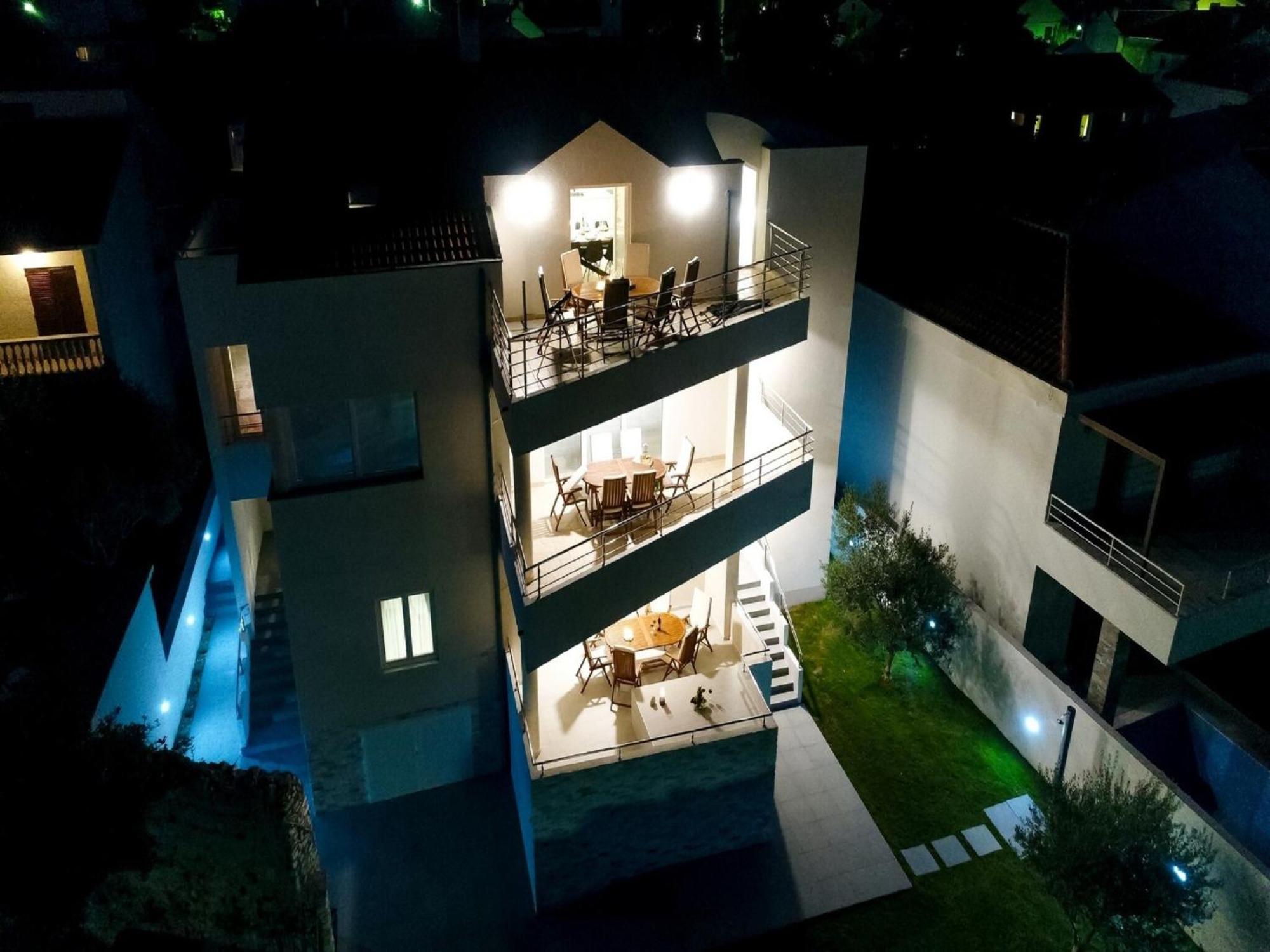 Modern Villa In Nin With Terrace Buitenkant foto
